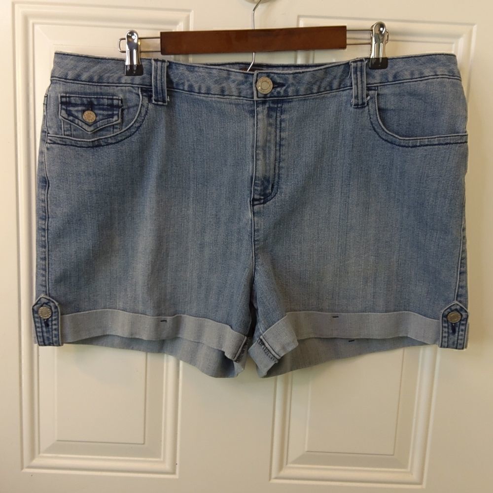 Duck head woman blue denim five pocket cuffed jeans